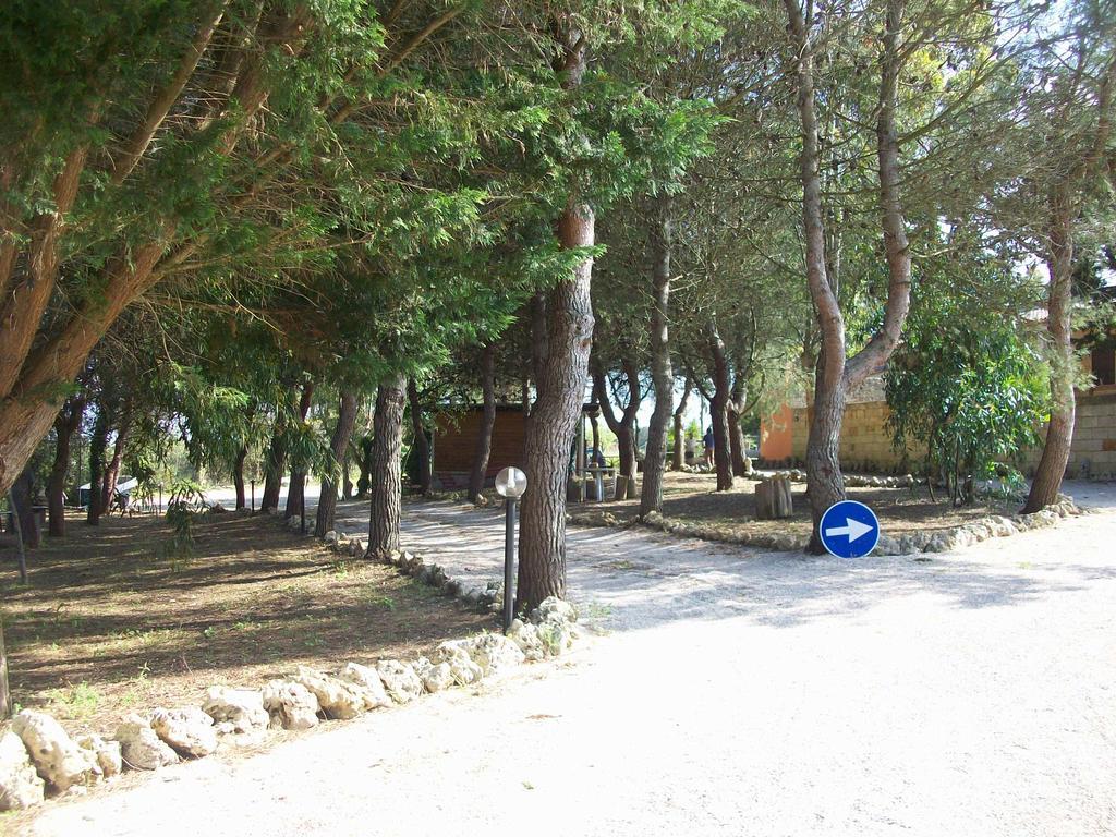 Appartamenti Turistici Aprile Antonio Luigi Borgagne Luaran gambar